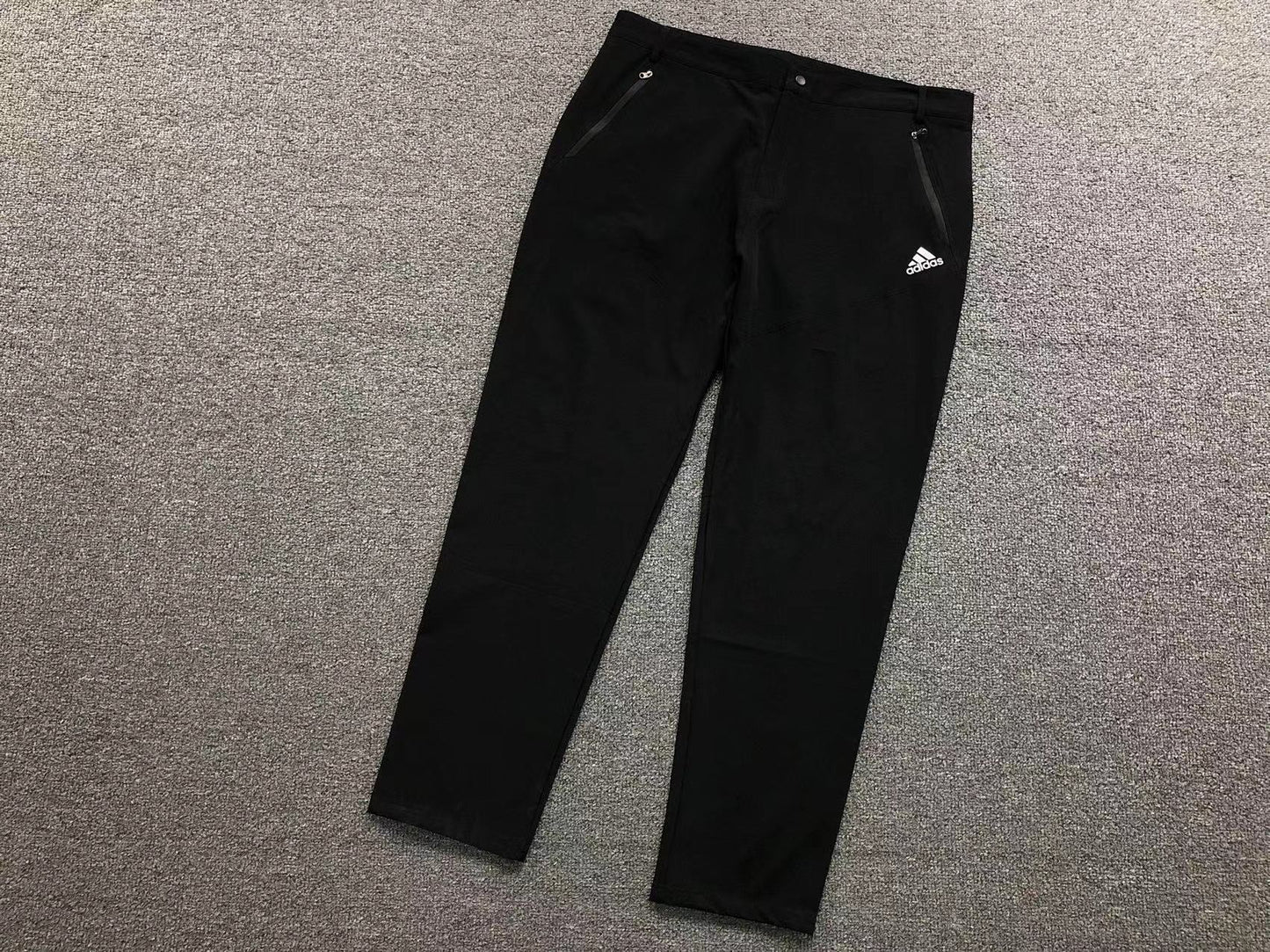 Calça Adidas Tech Utility Pants