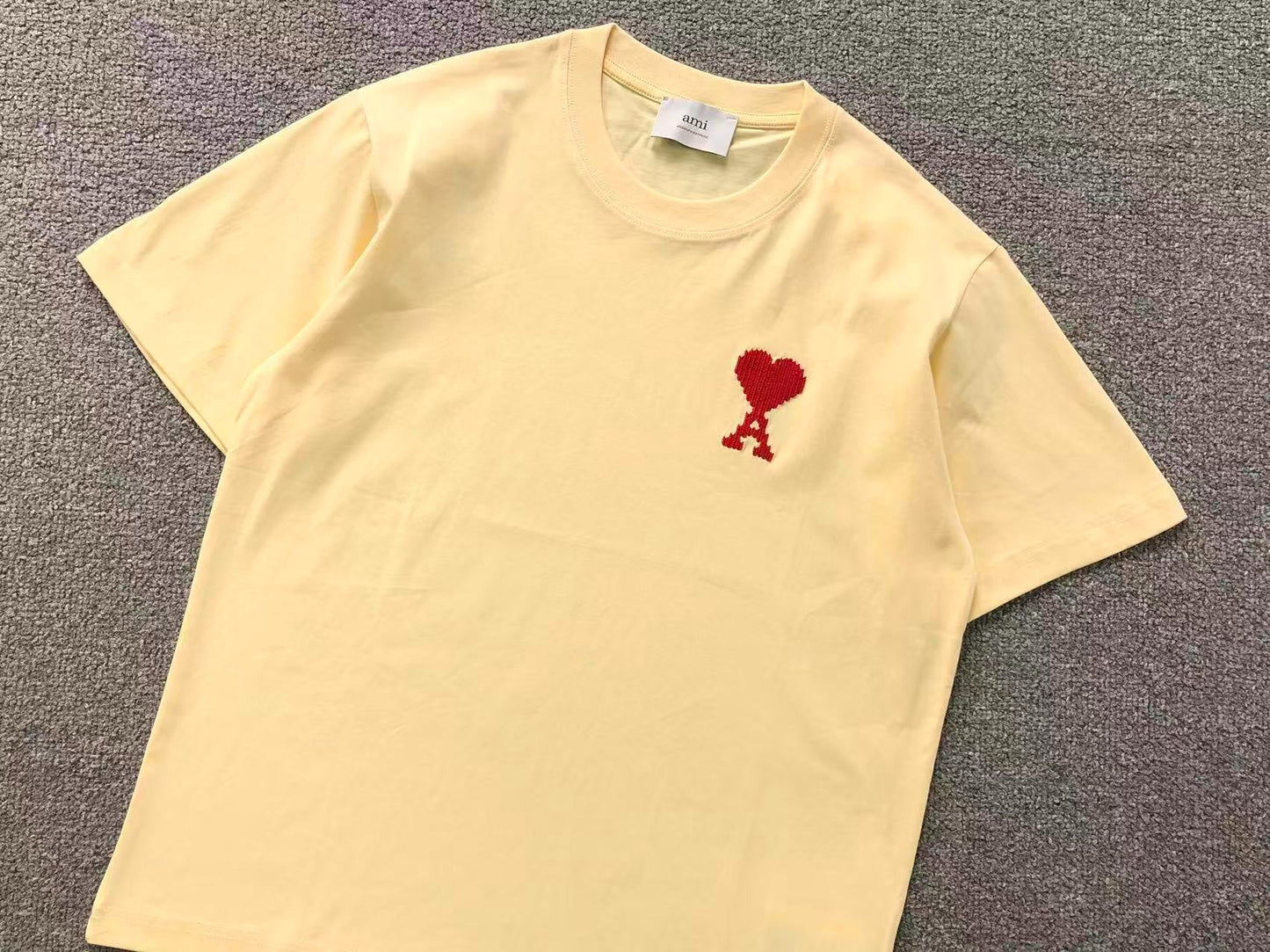 Camiseta AMI Paris Classic Logo Vermelho