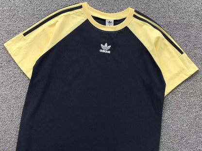 Camiseta Adidas Raglan Contrast Feminino
