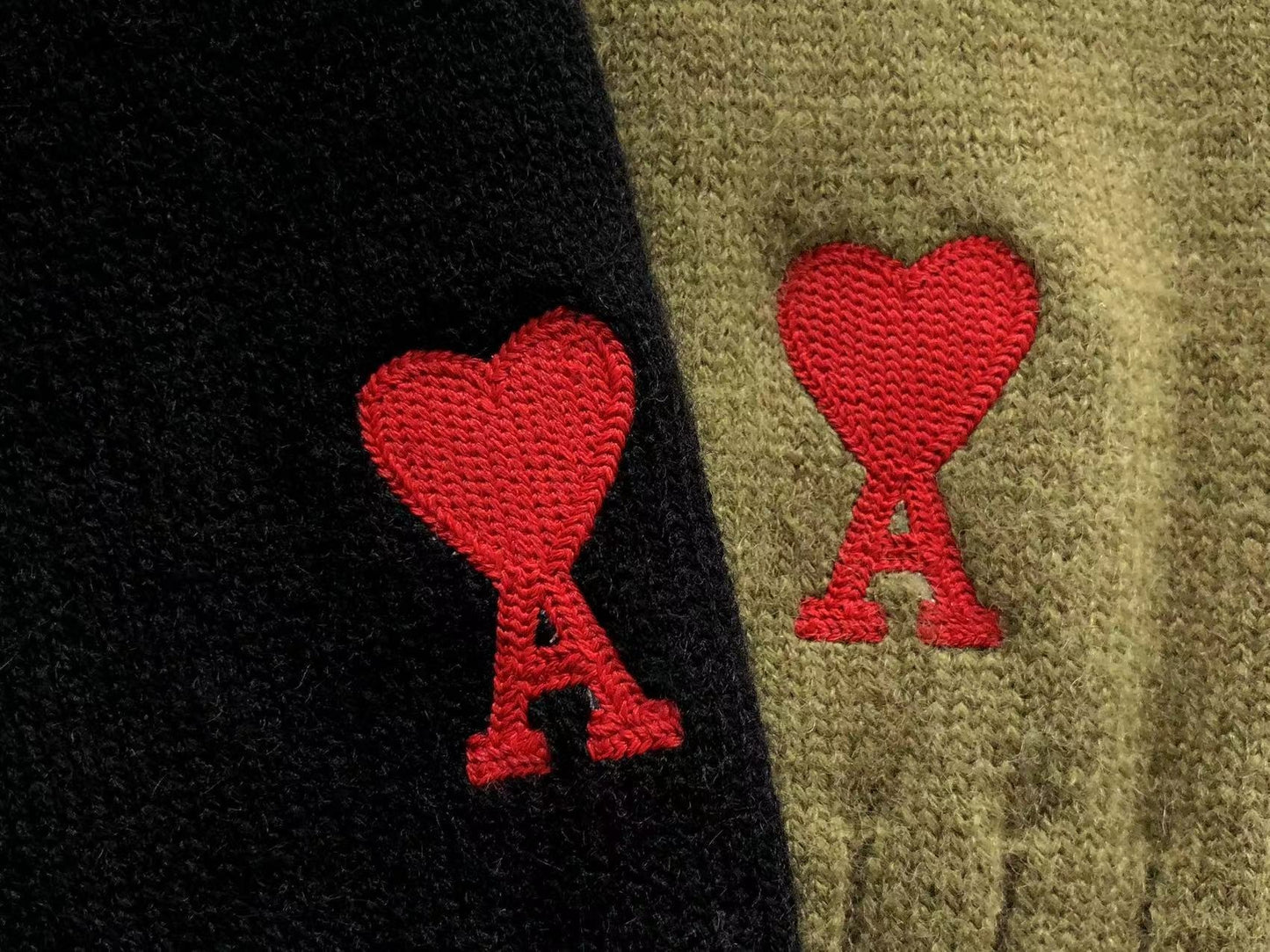 Suéter AMI Paris Gola Alta Zip Heart