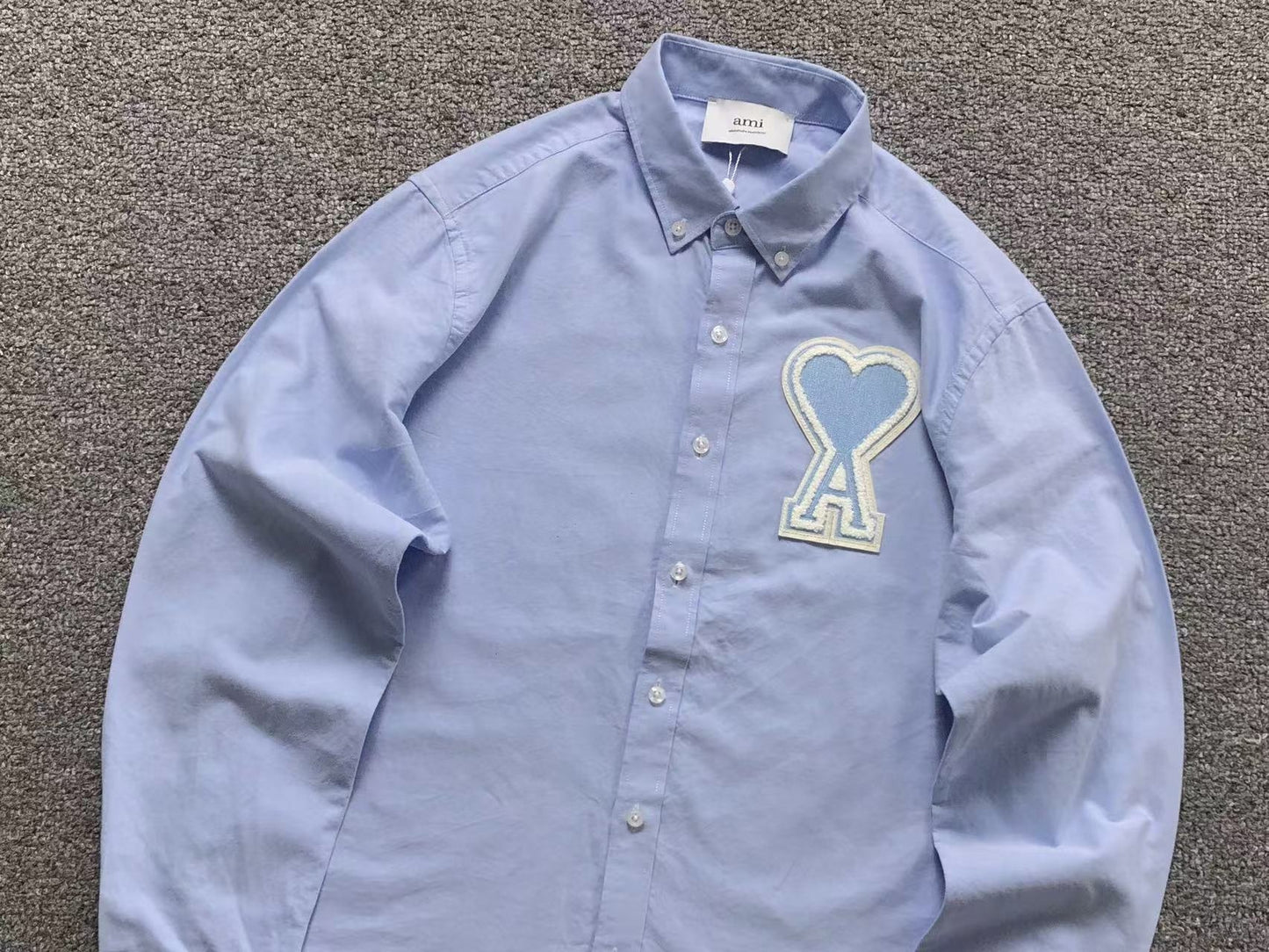 Camisa Social AMI Paris Big Heart Oxford