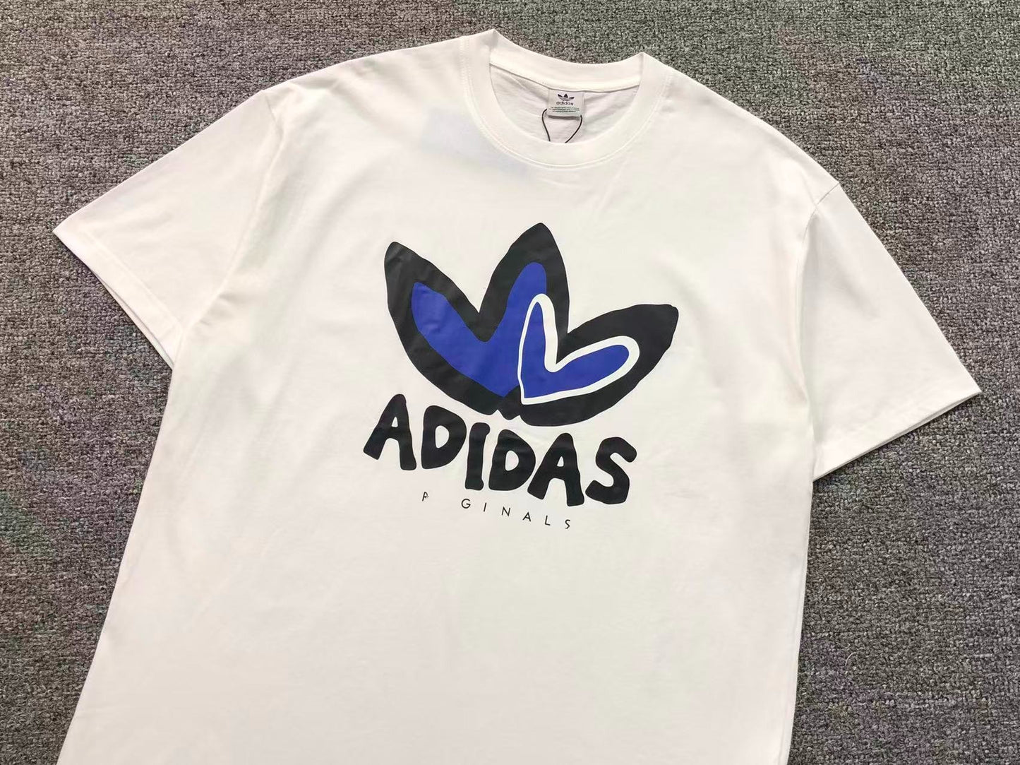 Camiseta Adidas Trefoil Blur Logo Off White