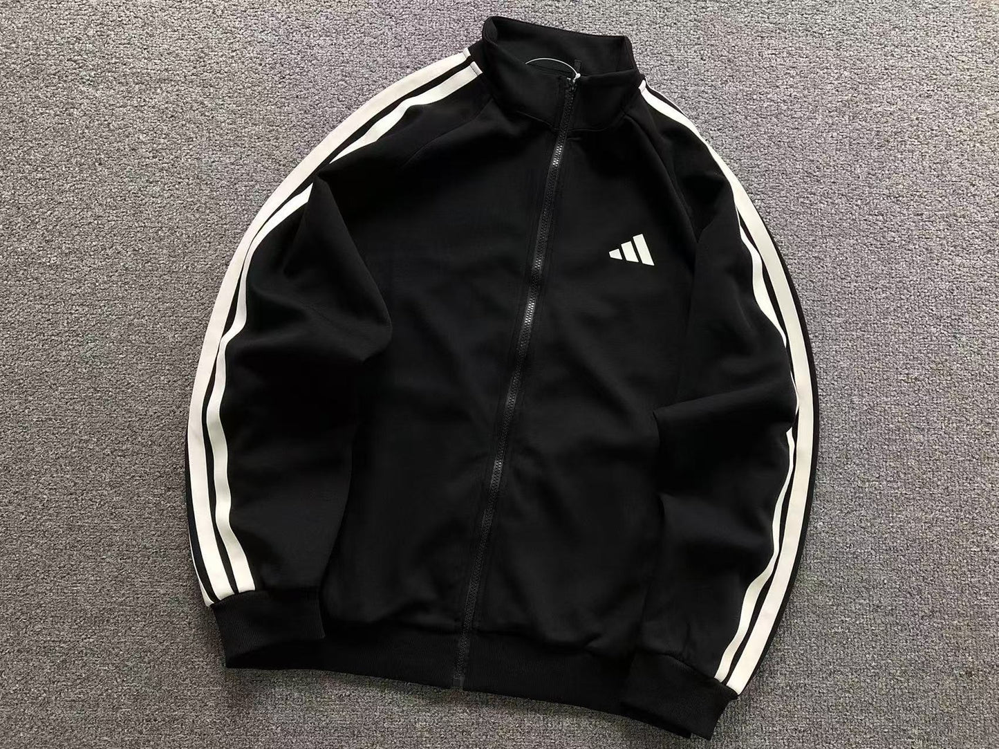 Jaqueta adidas Street Varsity