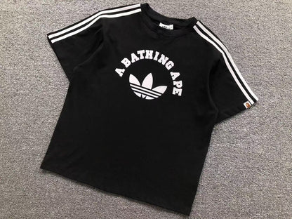 Camiseta Adidas x BAPE College Logo