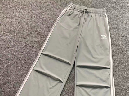 Calça Adidas Clean Fit Track