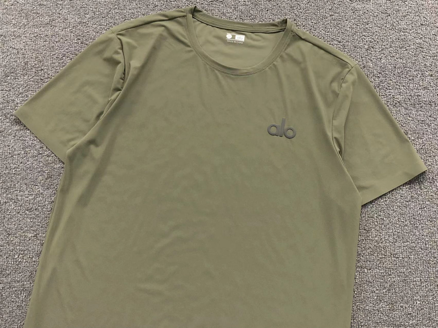Camisa ALO - Yoga