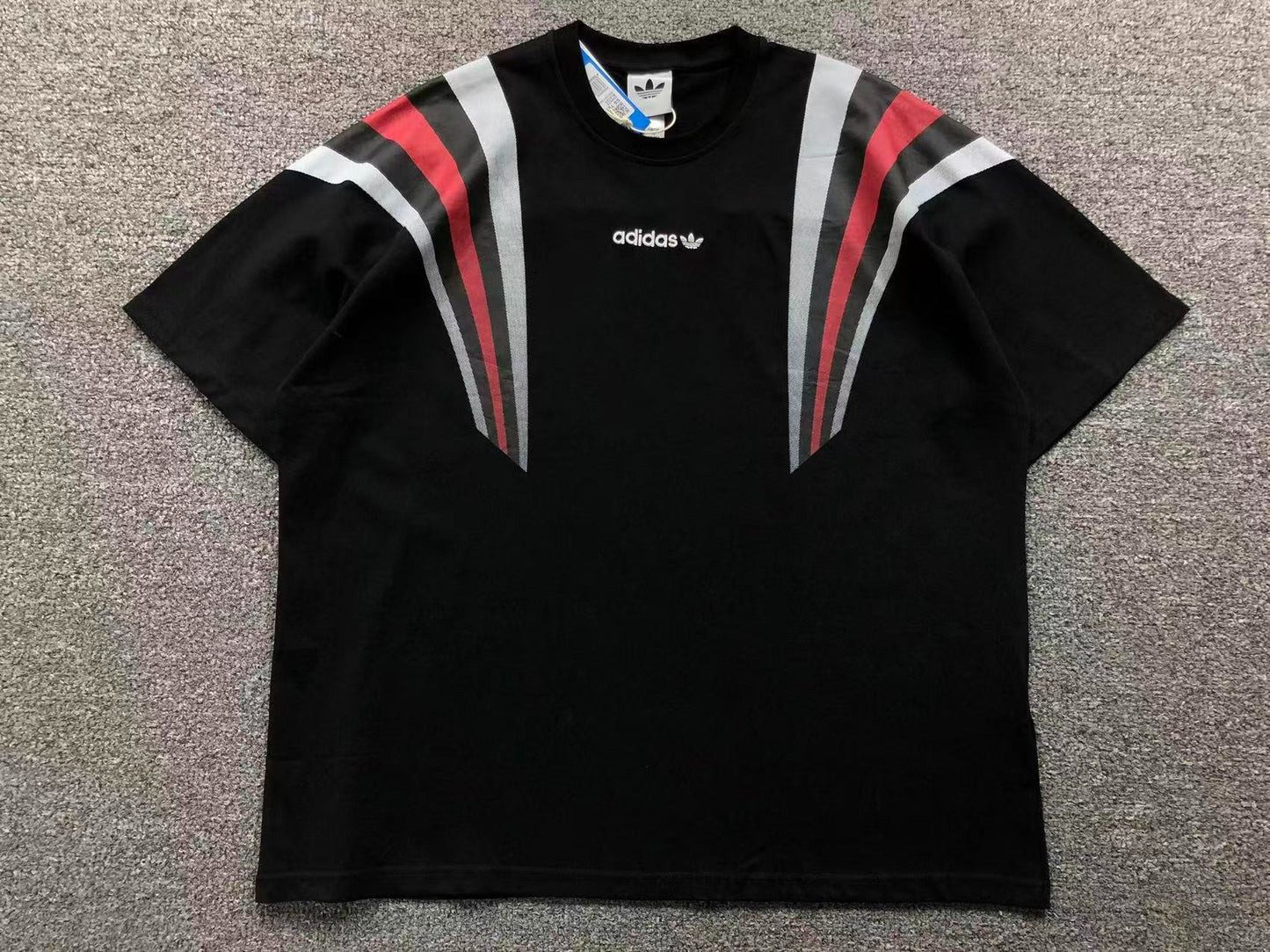 Camiseta adidas Originals Stripes Vintage