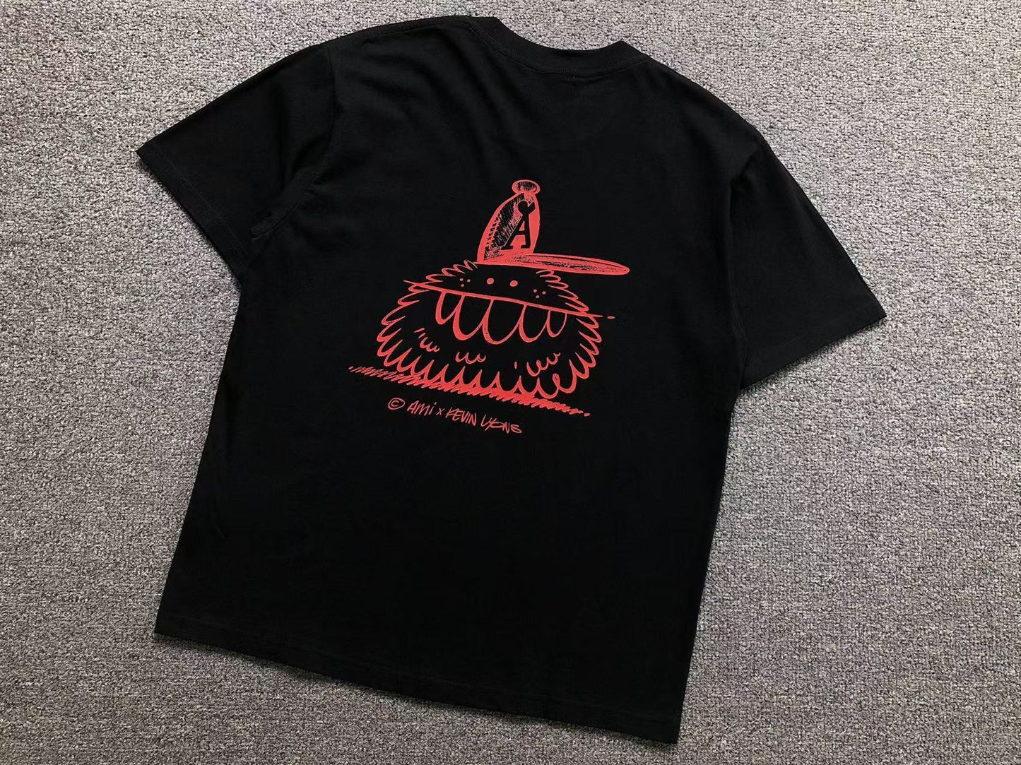 Camiseta AMI Paris Graphic Backprint Artist Edition