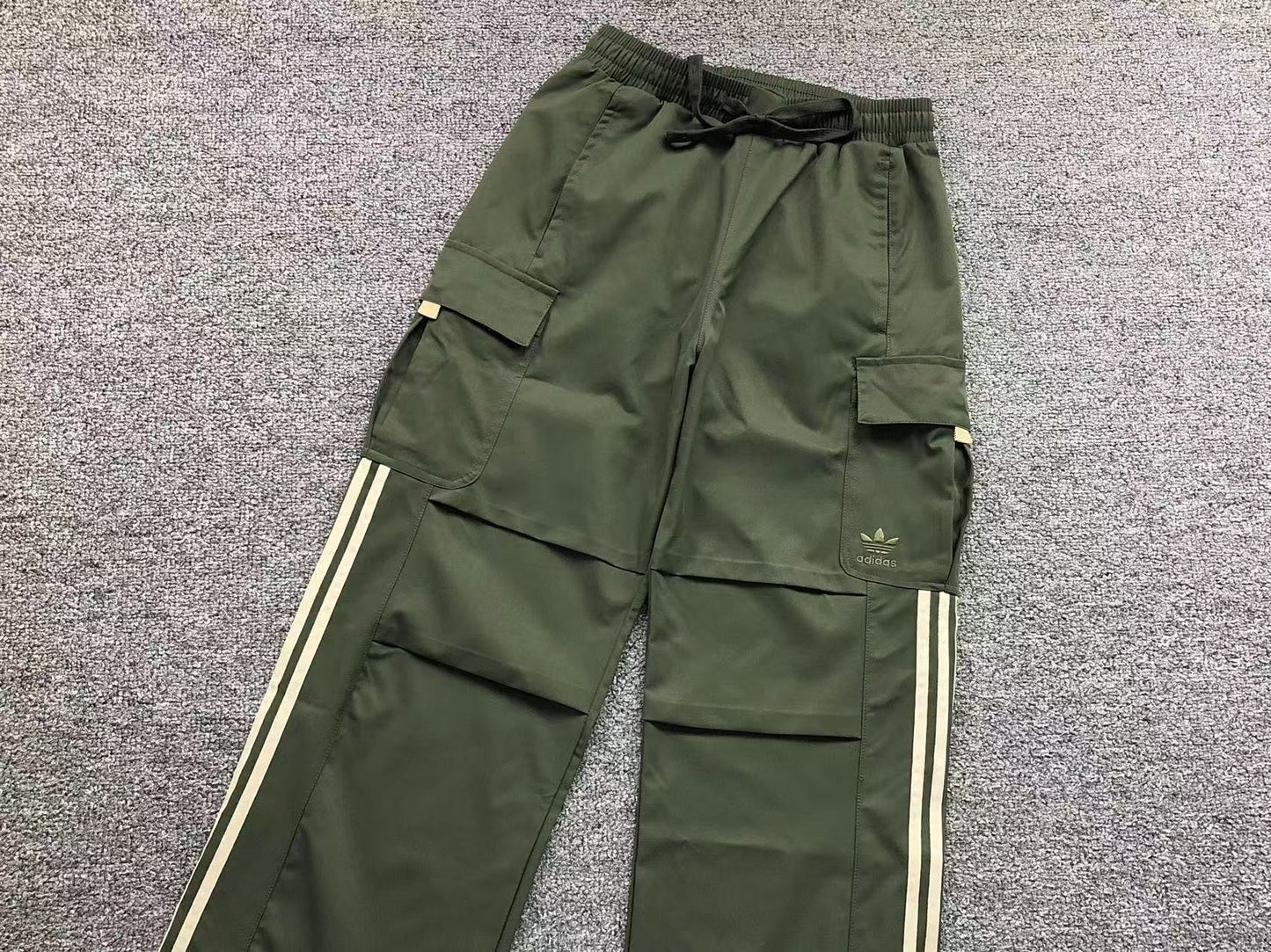 Calça Adidas Tactical Street Cargo