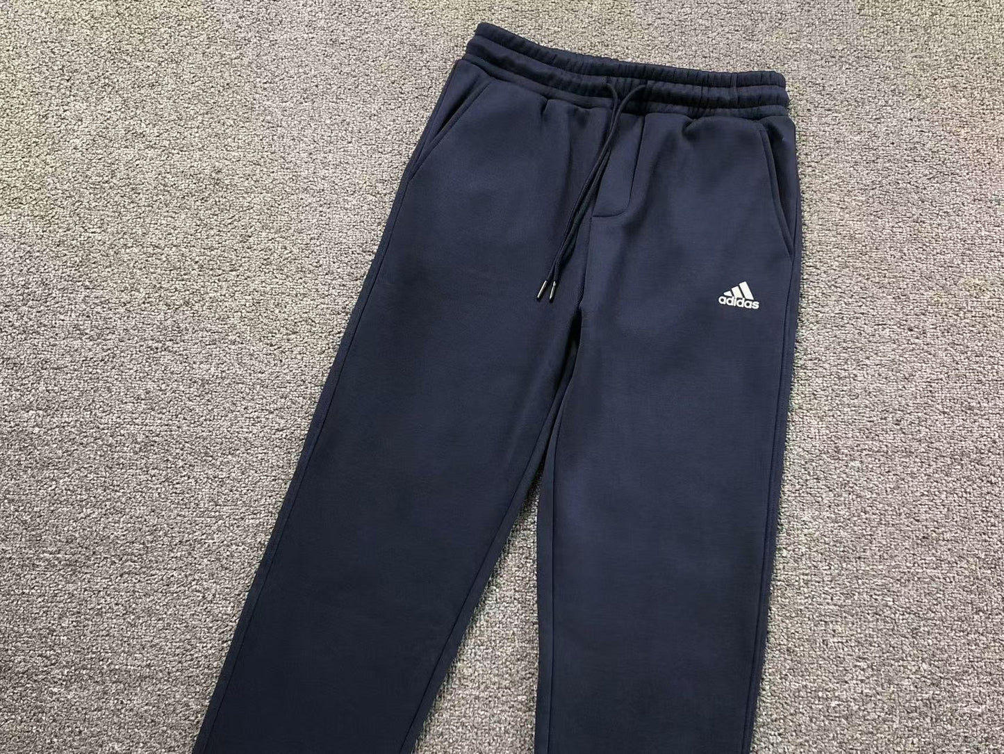 Calça Adidas Neutral Tone Pants