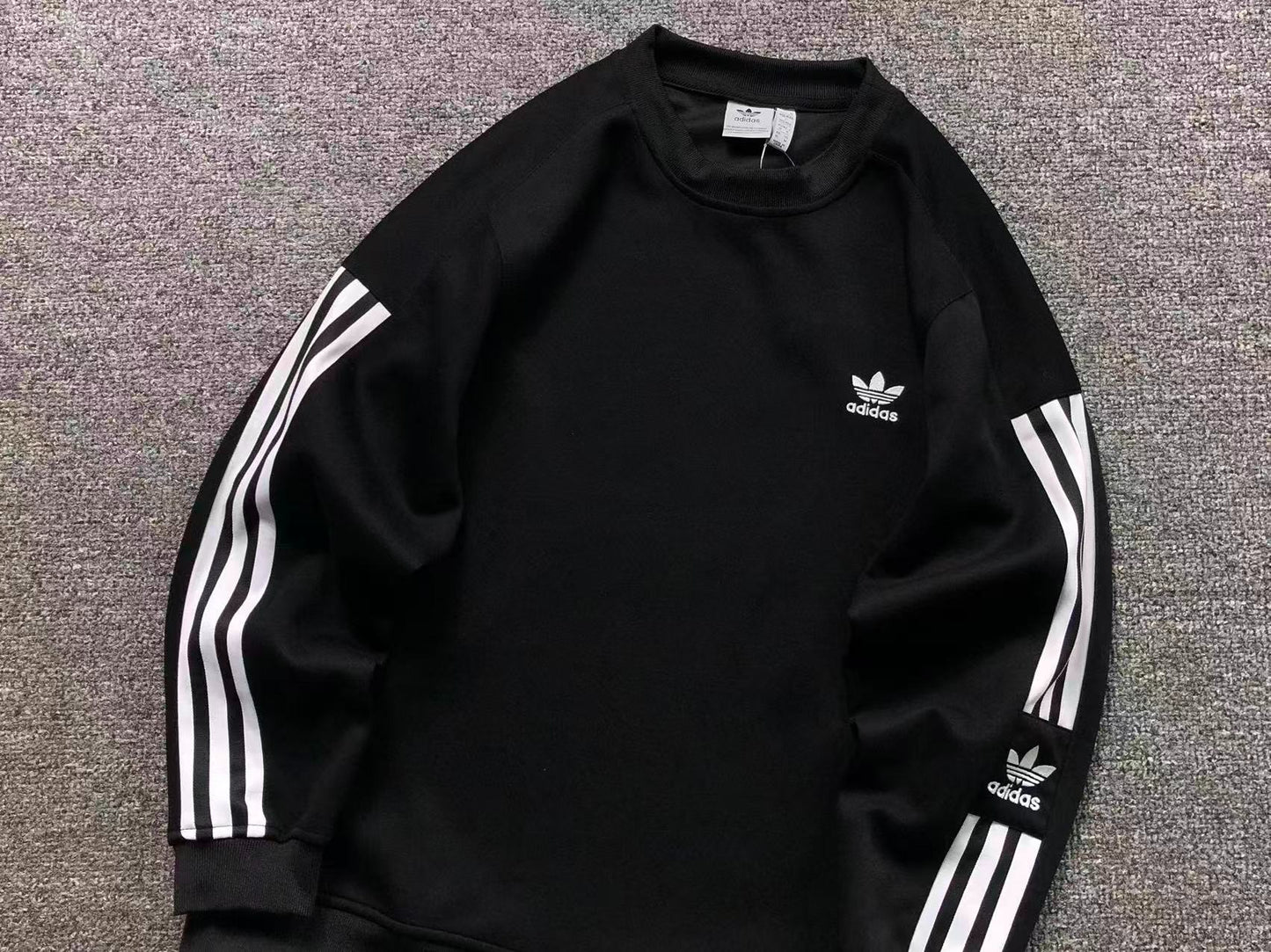 Moletom Adidas Originals Crewneck Vintage Stripes