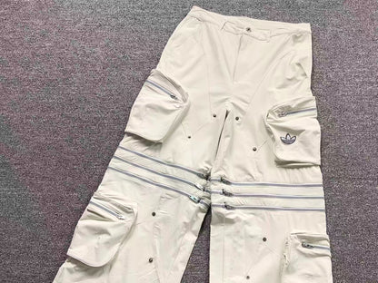 Calça Adidas Convertible Cargo Pants