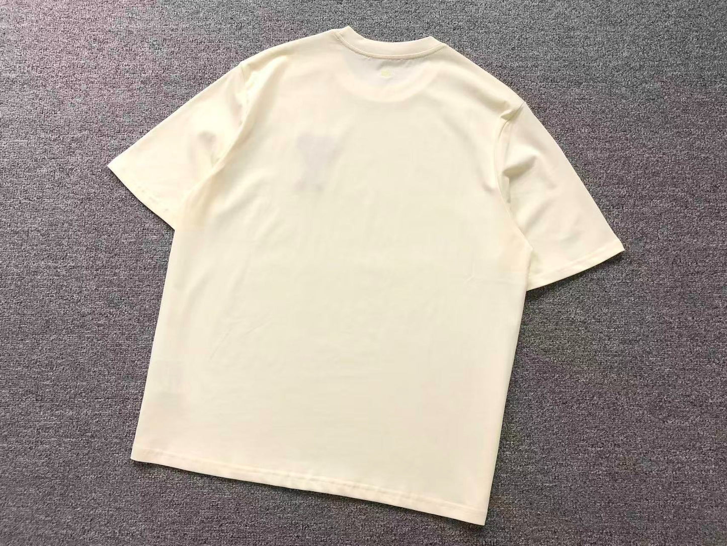 Camiseta AMI Paris Premium Mini Heart Detail