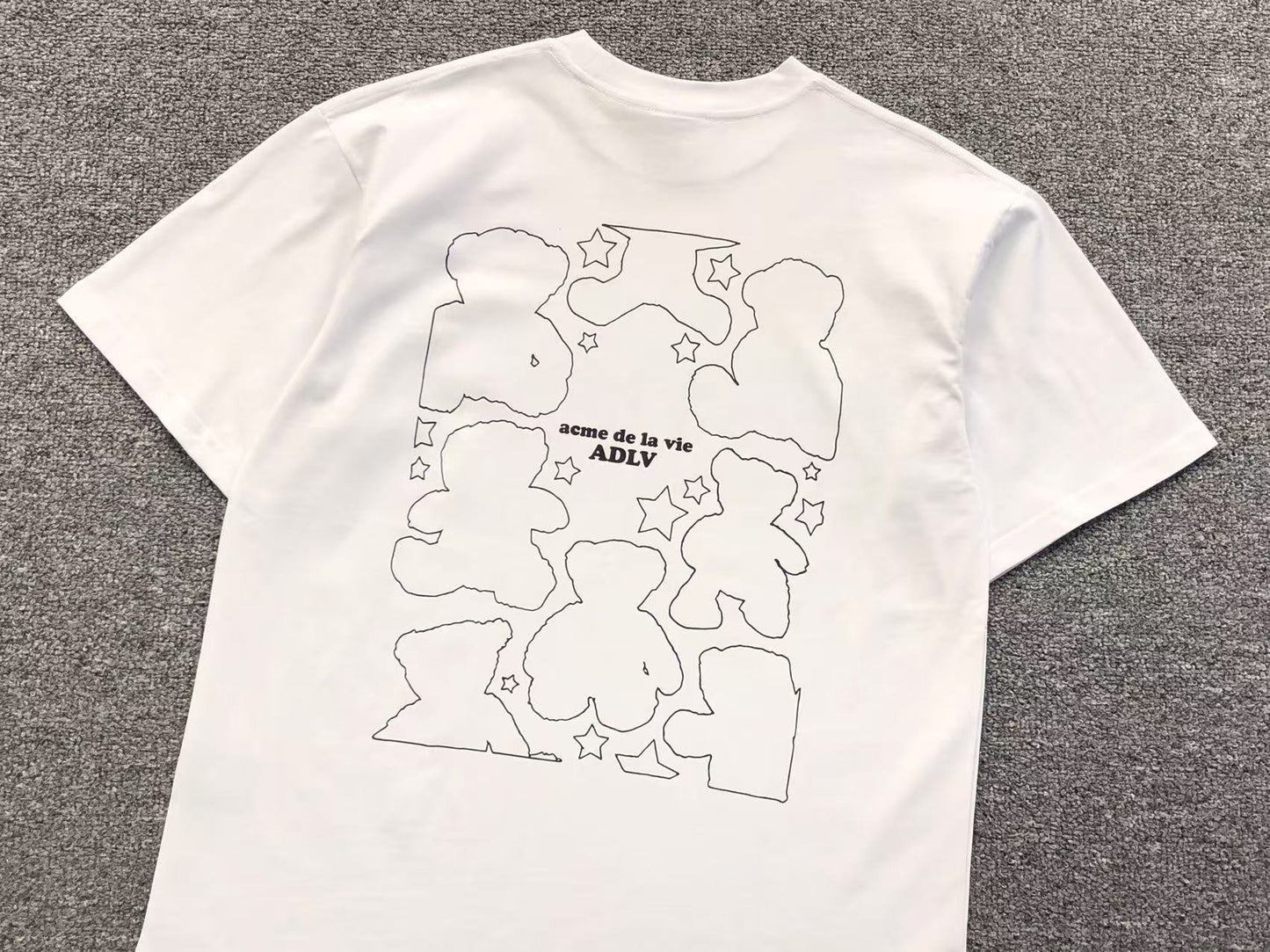 Camiseta ADLV Teddy Icon Graphic Tee