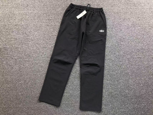 Calça elástica ALO moletom cargo