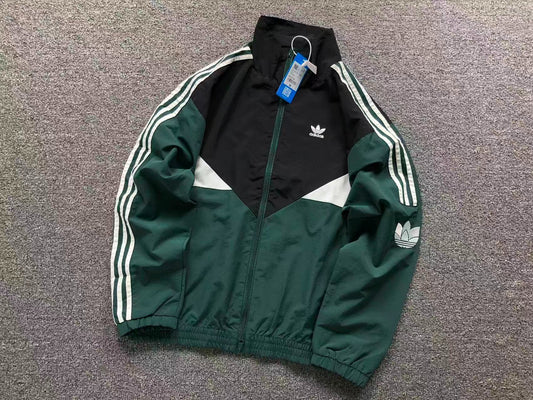 Jaqueta Adidas Chevron Windbreaker Archive