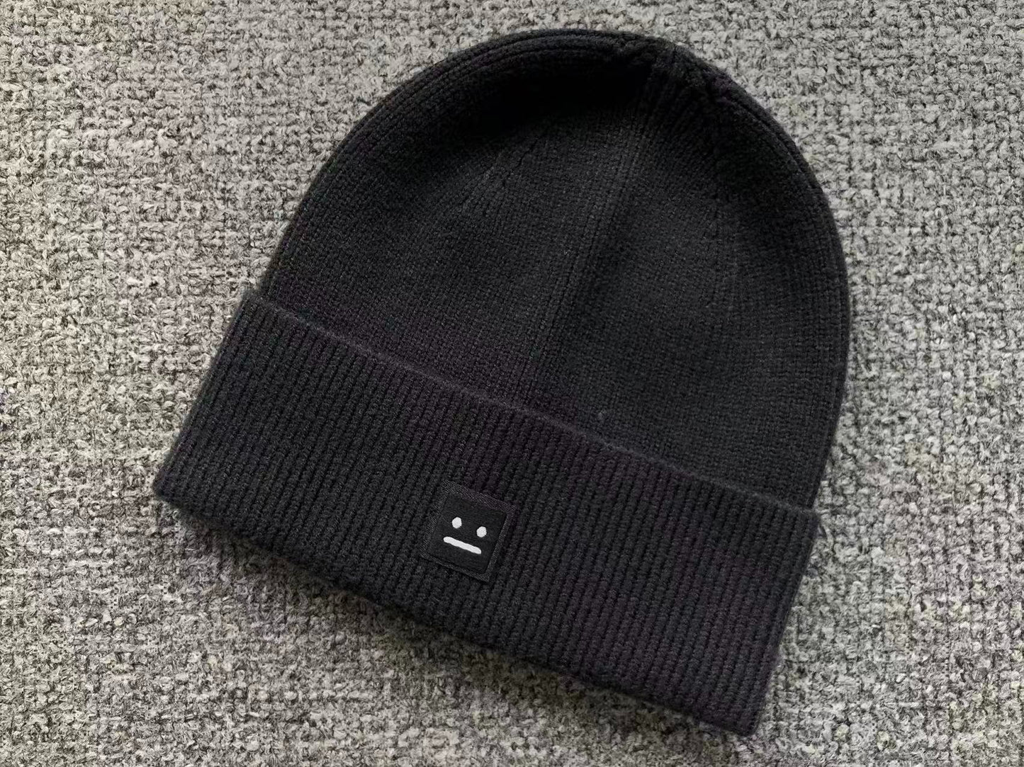Touca Acne Studios Face Patch