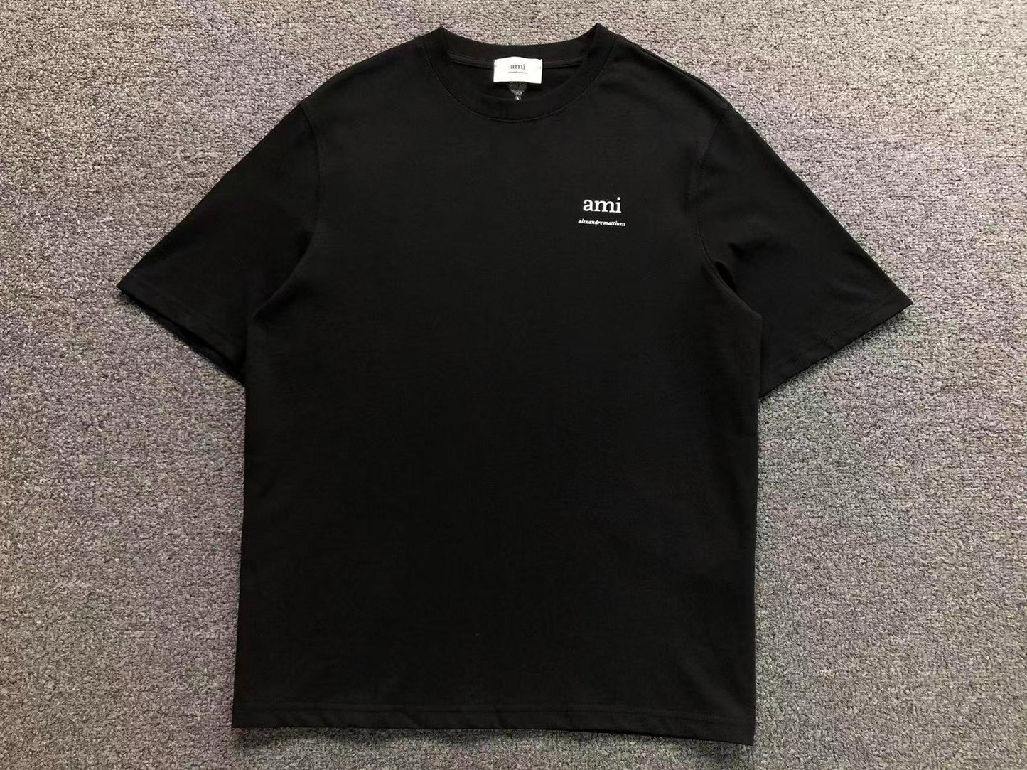Camiseta AMI Paris Signature Small Logo