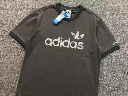 Camiseta Adidas Originals Essential