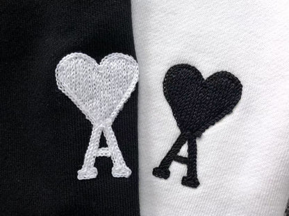 Short AMI Paris Heart Logo