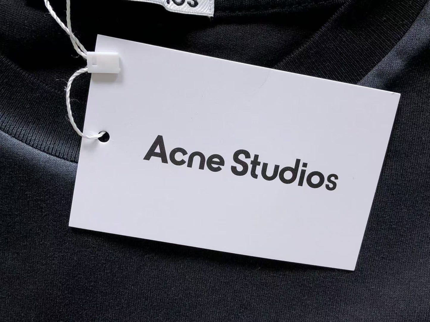 Camiseta Acne Studios Refined Signature