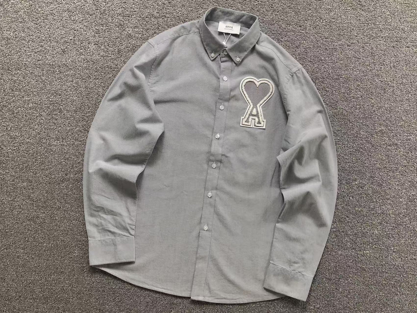 Camisa Social AMI Paris Big Heart Oxford