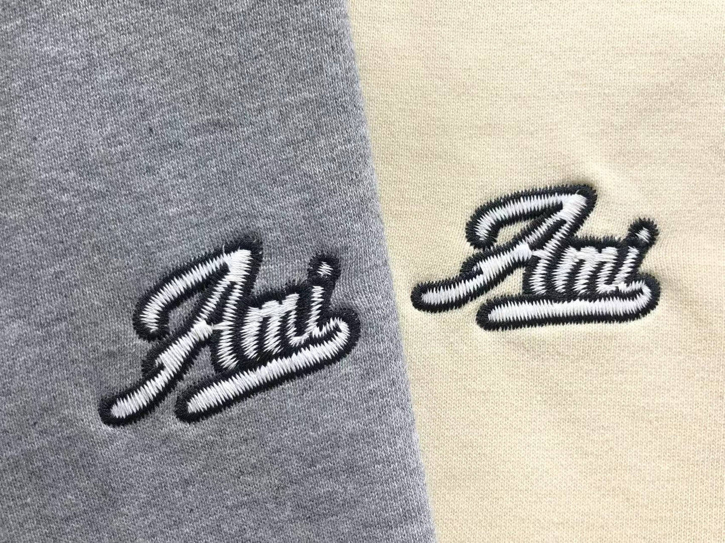 Moletom AMI Paris Logo Script Minimal