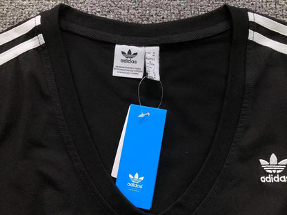 Camiseta adidas Sport V-Neck Fit Tee