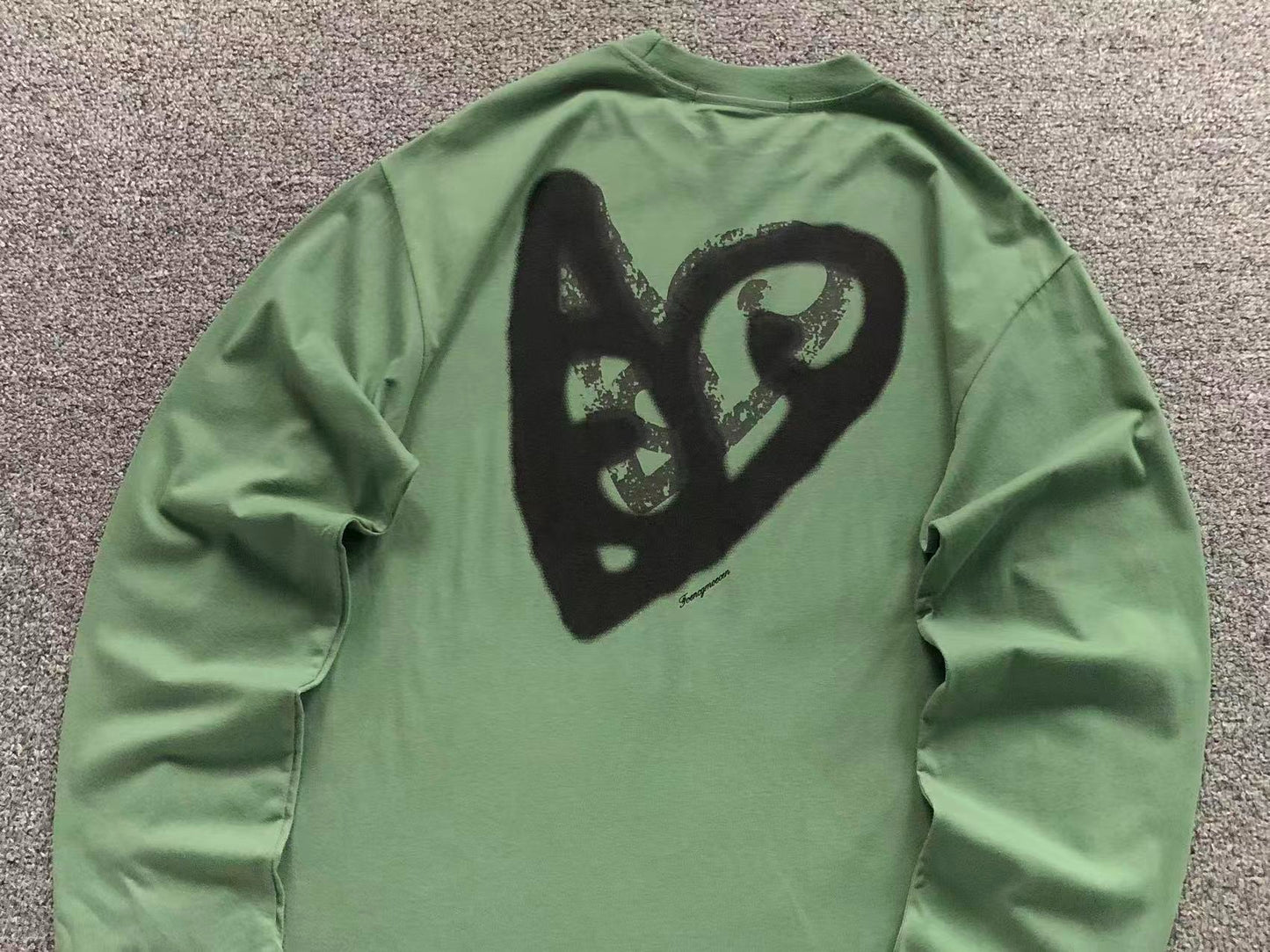 Camiseta Acne Studios Spray Heart