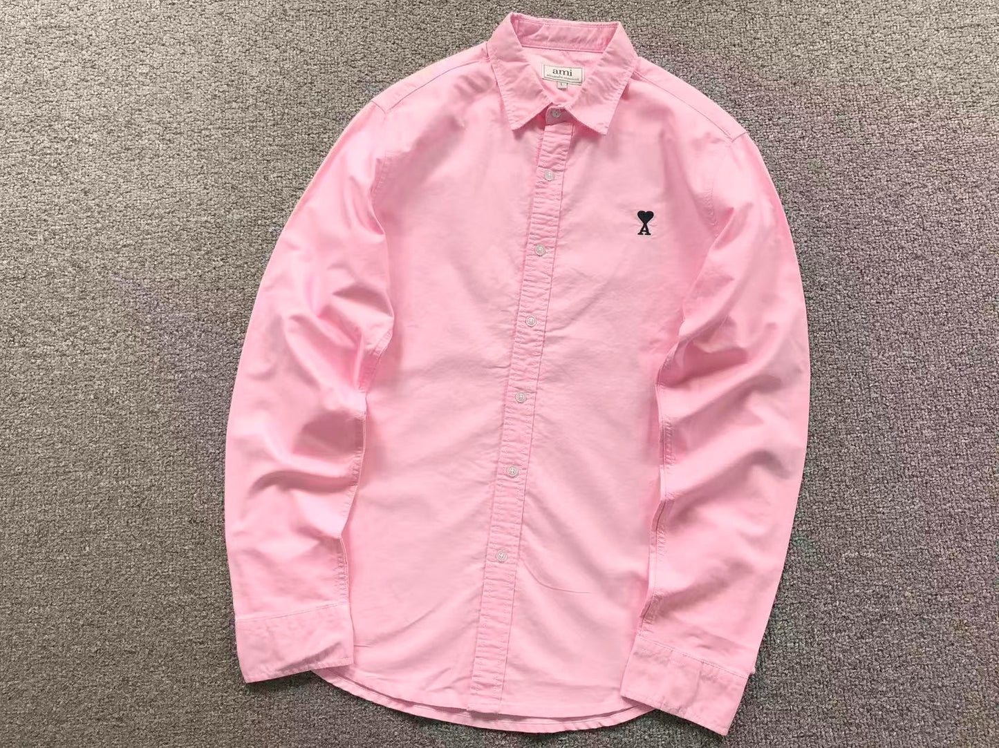 Camisa AMI Paris Logo Coração Bordado