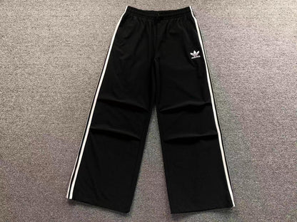 Calça Adidas Clean Fit Track
