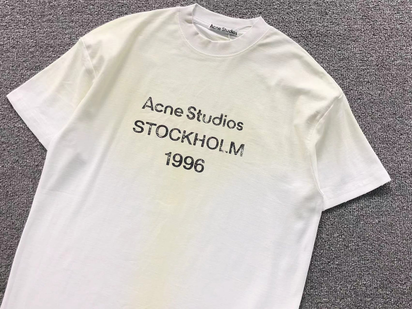 Camiseta Acne Studios Stockholm 1996 Tee