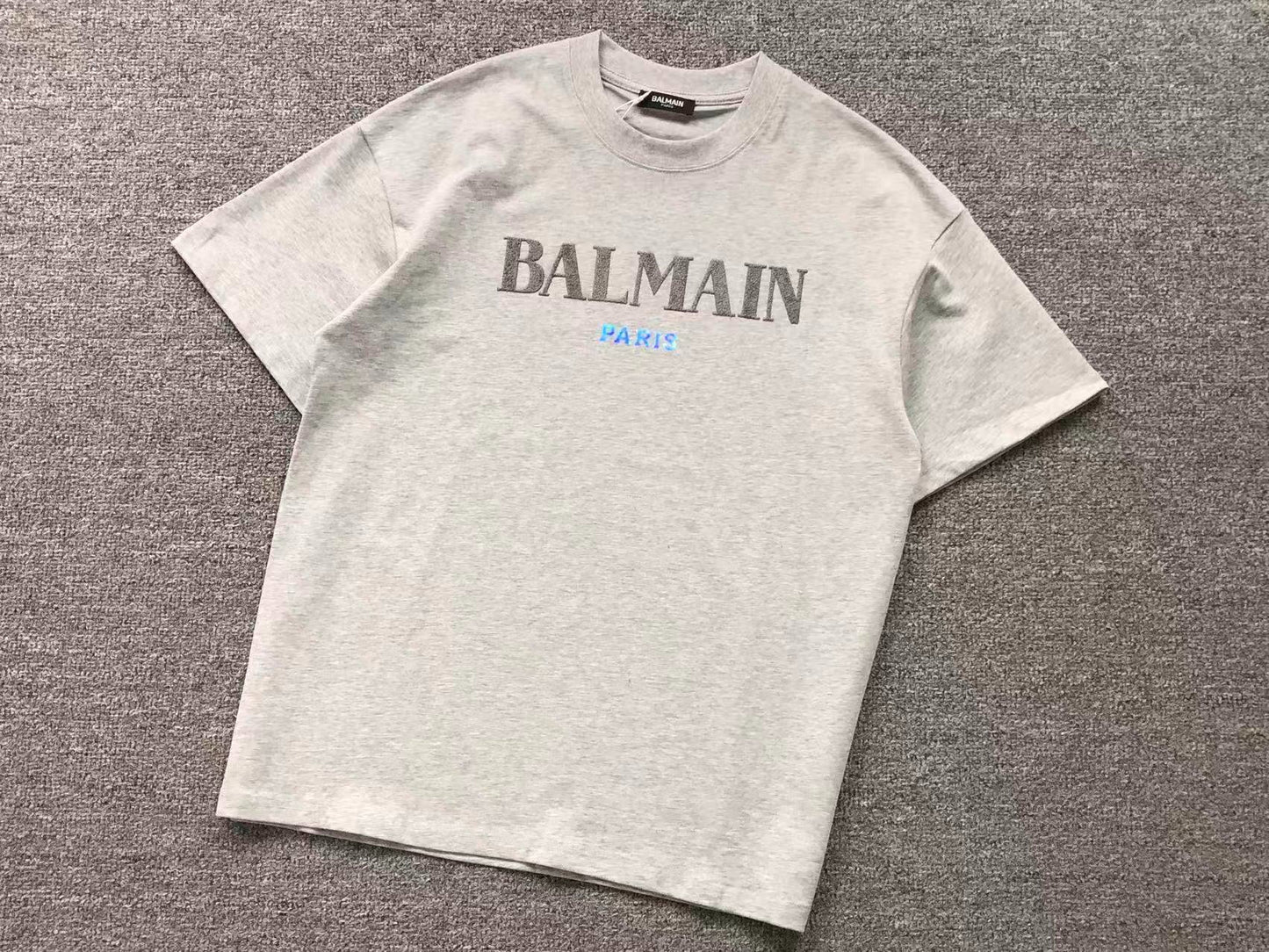Camiseta Balmain Logo Paris Bordado