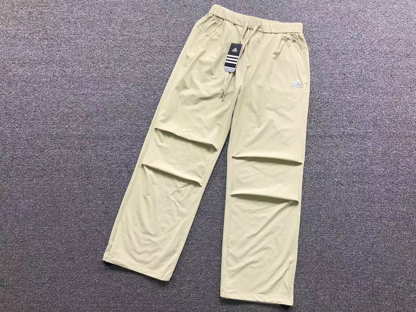 Calça Adidas Urban Utility Pants