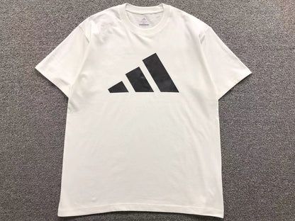 Camiseta Adidas Big Logo Essential
