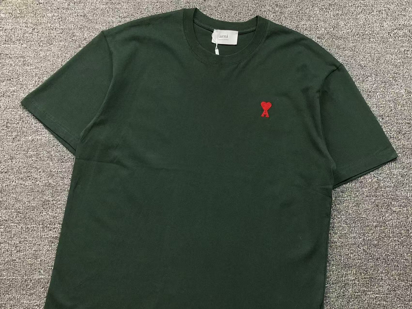 Camiseta AMI Paris Mini Heart Logo