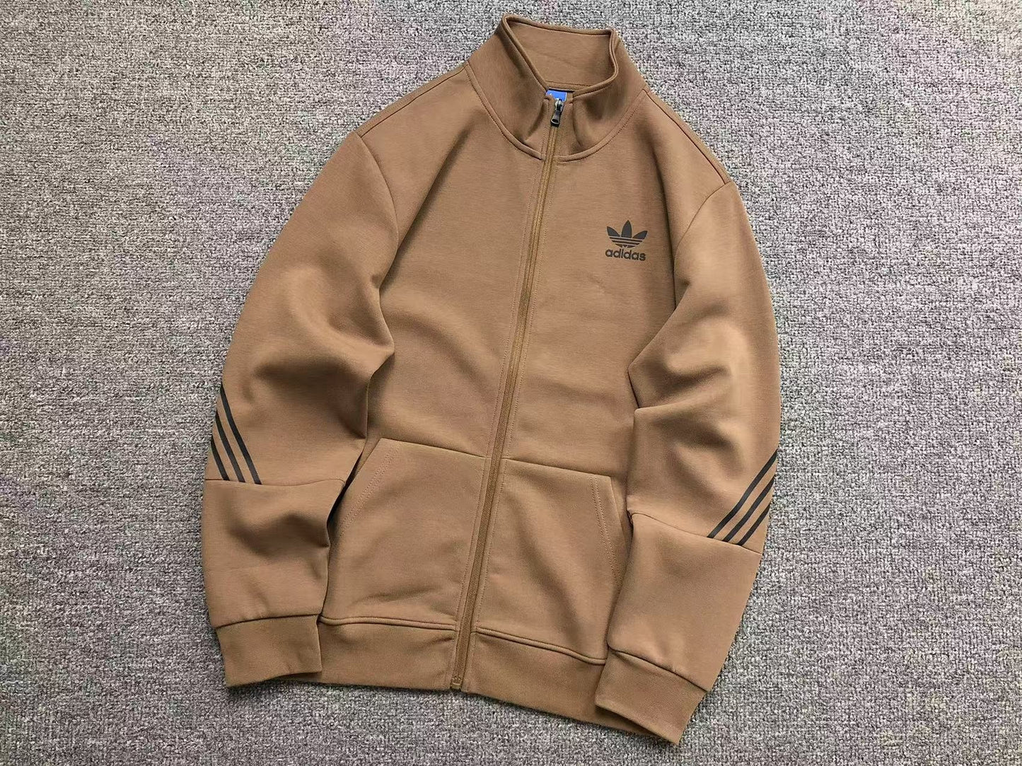 Moletom Adidas Minimal Stripe Track