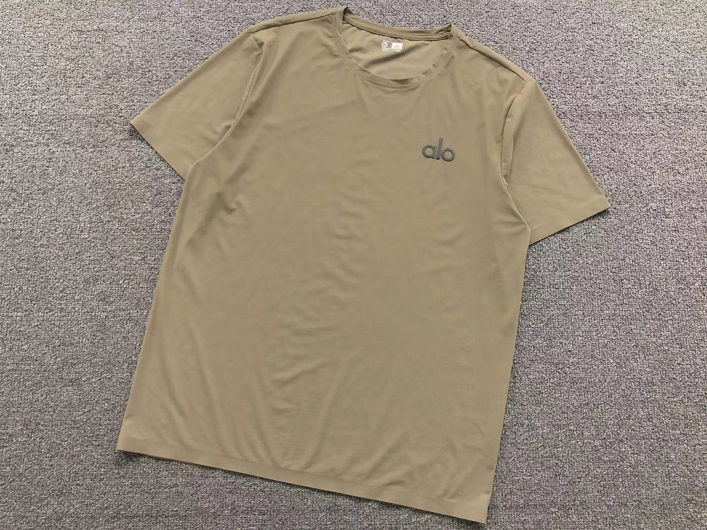 Camisa ALO - Yoga