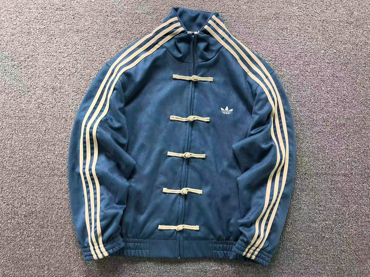 Jaqueta Adidas Qing Dynasty Track Jacket