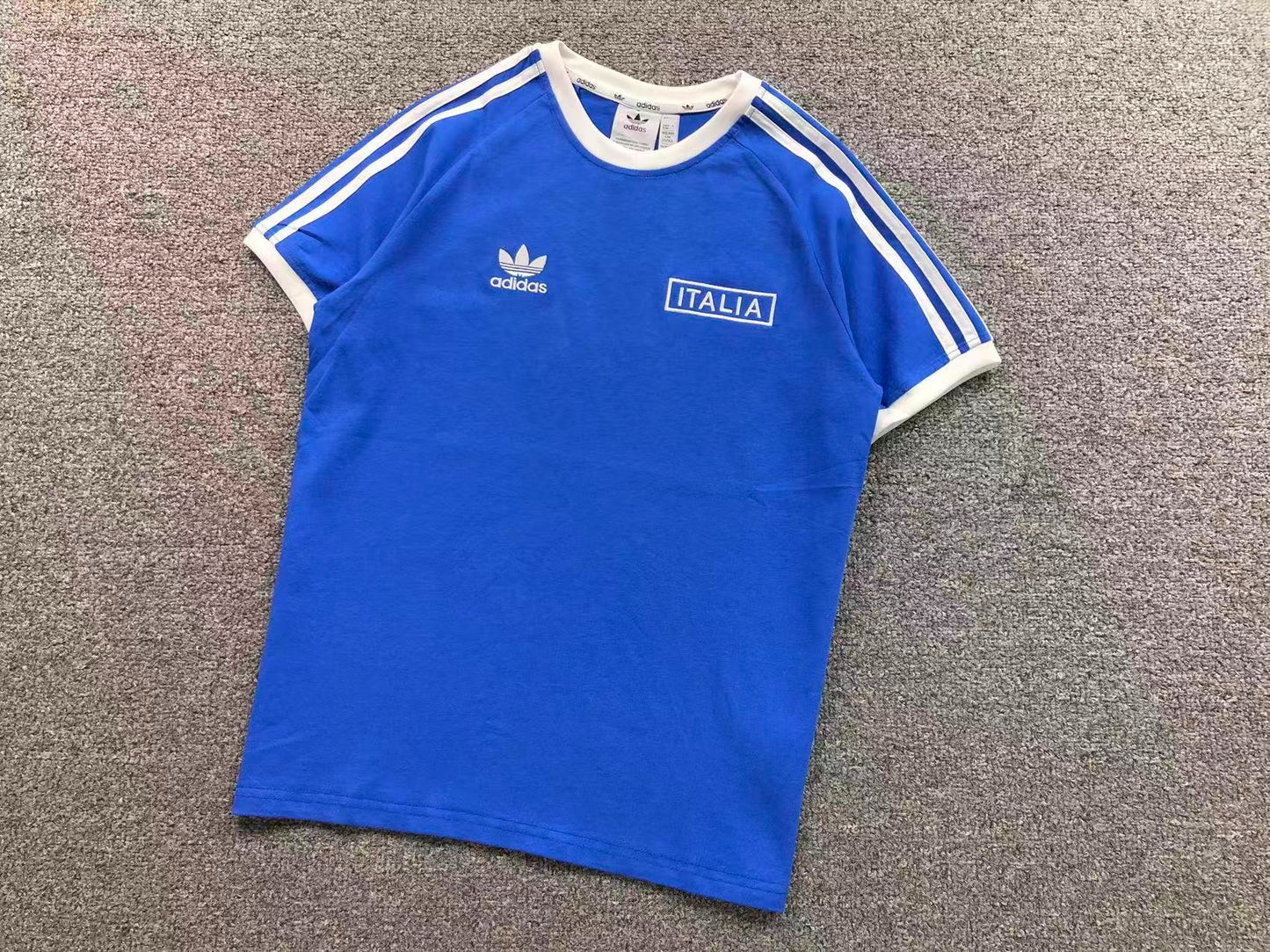 Camiseta adidas Originals Italia 3-Stripes