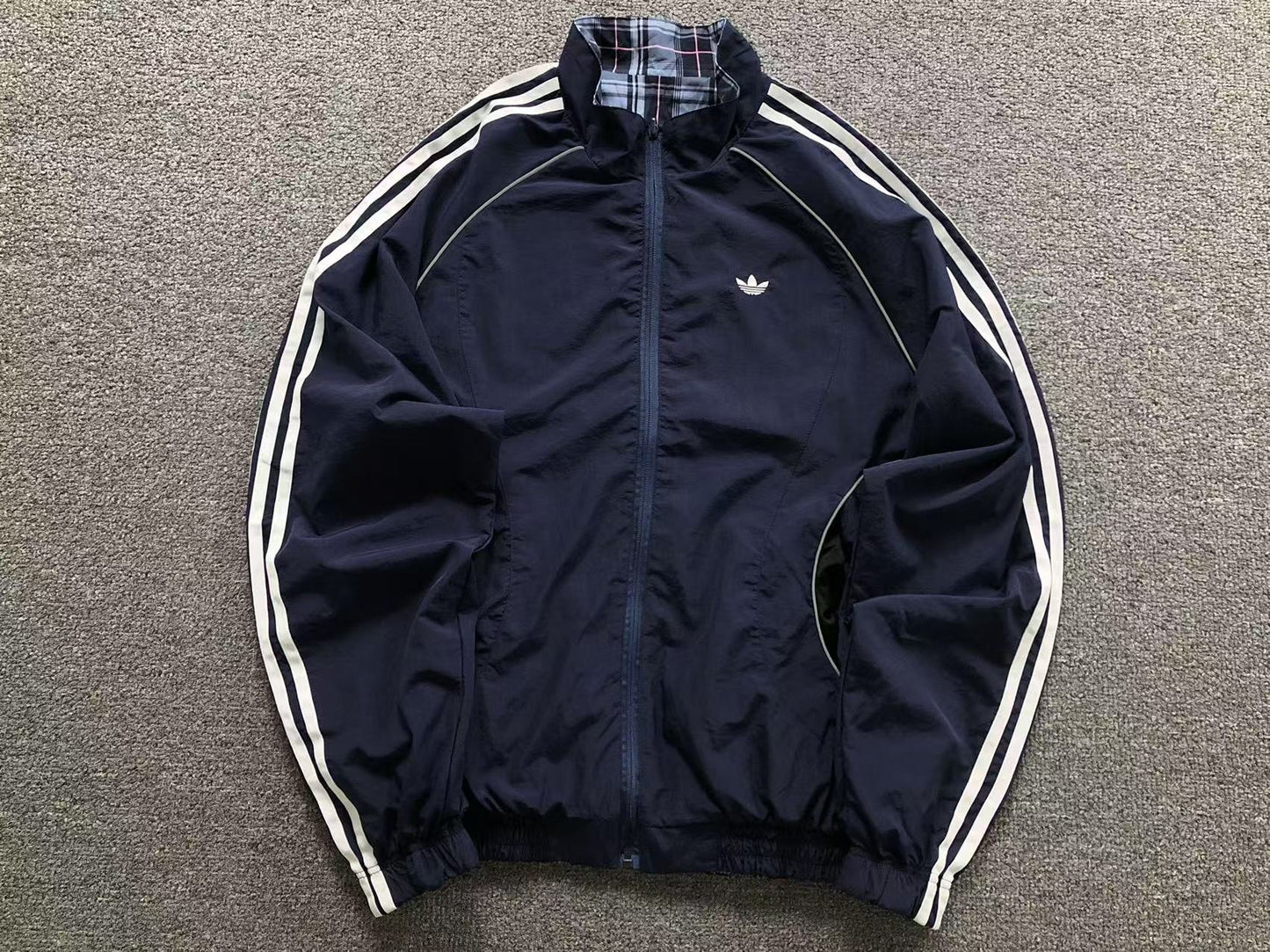 Jaqueta Adidas Reversible Plaid Track Jacket
