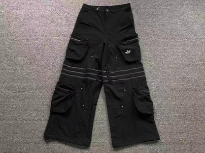 Calça Adidas Convertible Cargo Pants