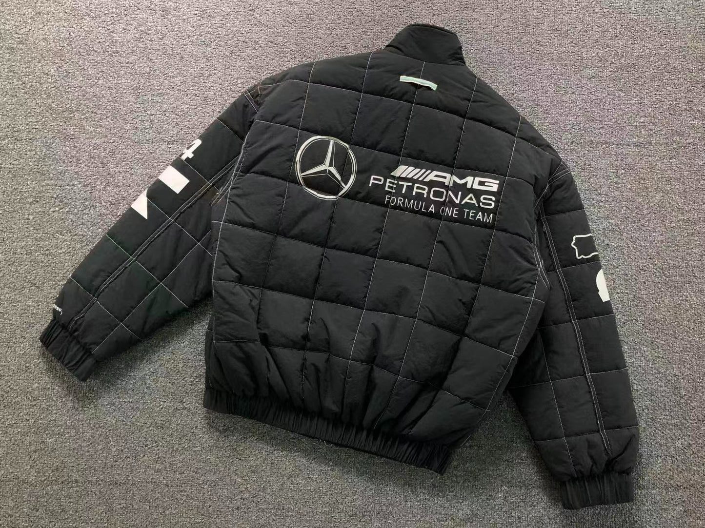 Jaqueta Mercedes AMG Petronas Racing Puffer Black