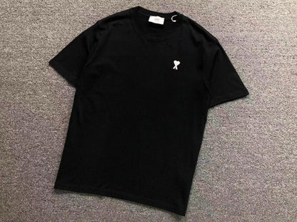 Camiseta AMI Paris Logo Coração Mini Bordado