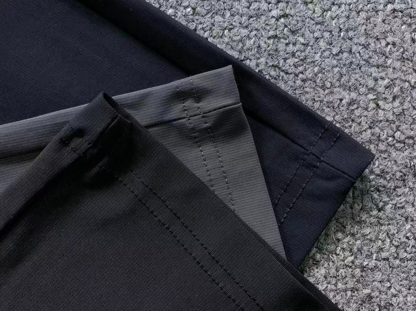 Calça elástica ALO moletom reta