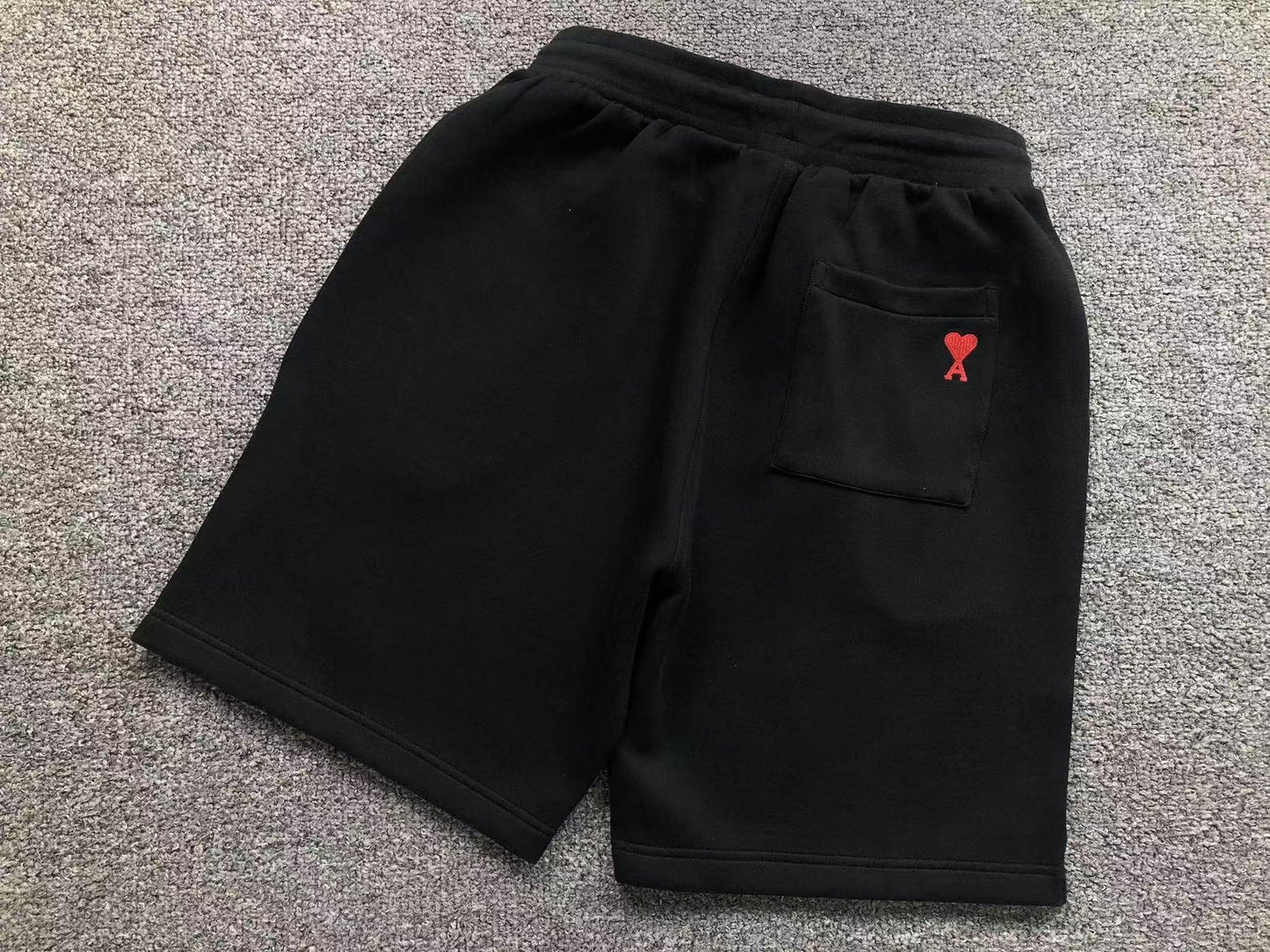 Short AMI Paris Pocket Heart Logo