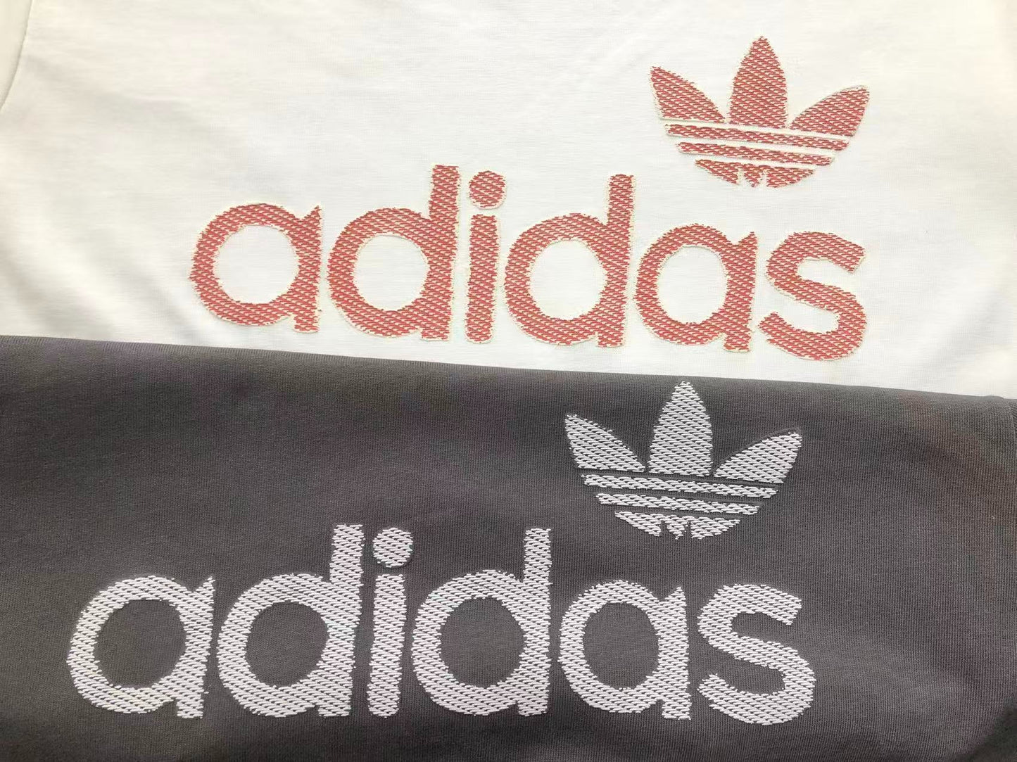 Camiseta Adidas Originals Essential