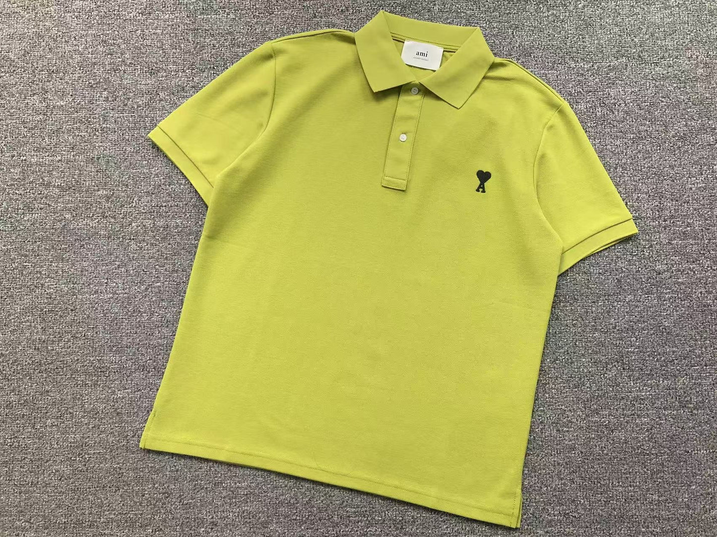 Camiseta Polo AMI Paris Piquet Logo Coração