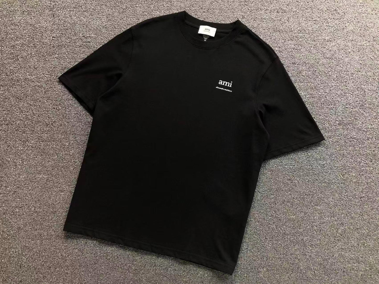 Camiseta AMI Paris Signature Small Logo