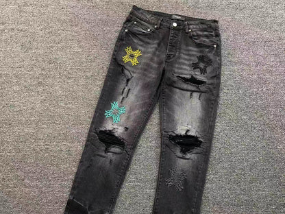 Calça AMIRI Multi Patch Black Destroyed Denim